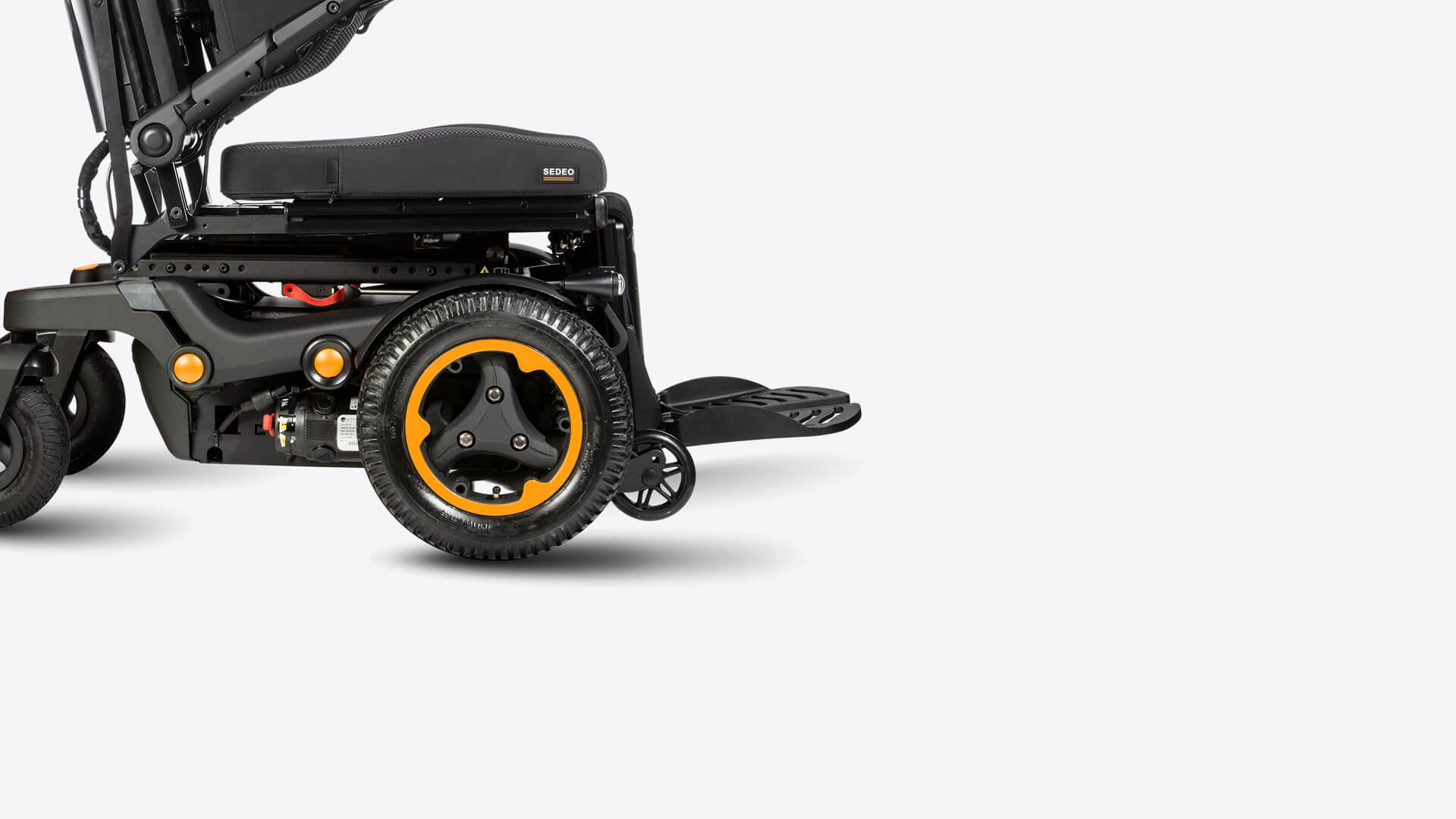 FWD - z myślą o wydajności, wewnątrz i na zewnątrz.