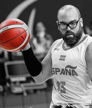 Asier García w akcji