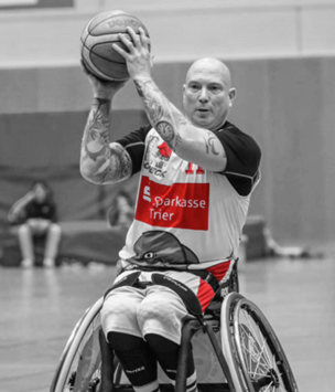 Dirk Passiwan w akcji